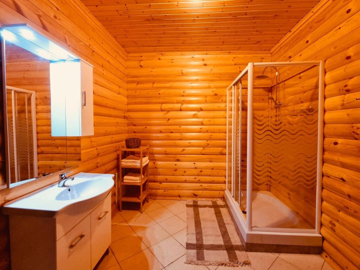 "Nest" The Wooden Suite By Ski Alure Eptálofos Exterior photo